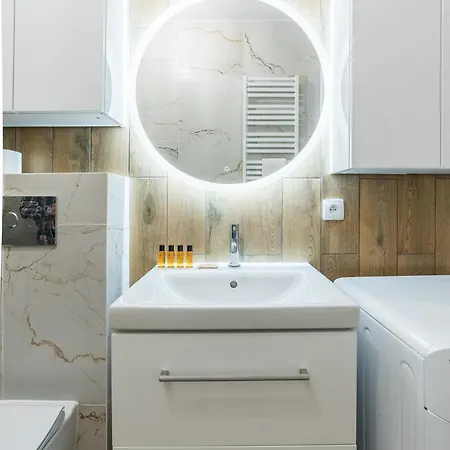 Appartamento Urban Serenity Wilda By Bookinghost